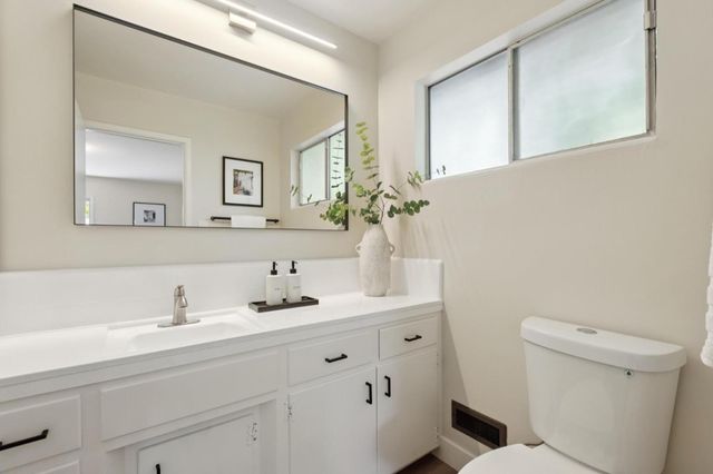 755 Santa Rita Avenue, Los Altos, CA 94022