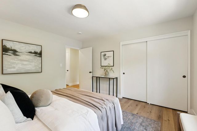 755 Santa Rita Avenue, Los Altos, CA 94022