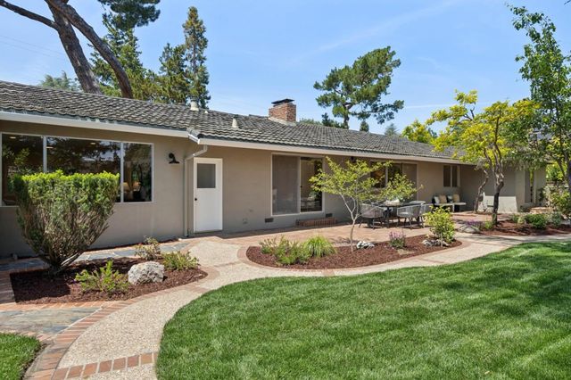 755 Santa Rita Avenue, Los Altos, CA 94022