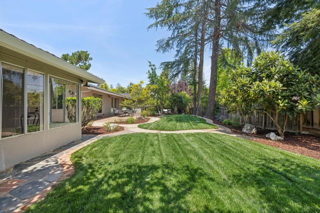 755 Santa Rita Avenue, Los Altos, CA 94022