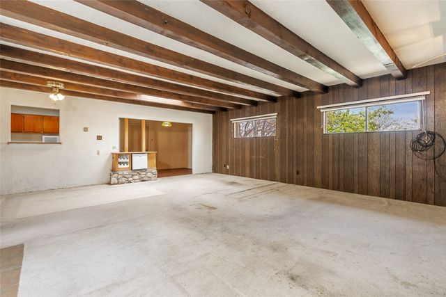 1727 Callejon Emilia, Santa Fe, NM 87501