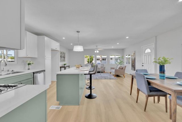 8301 Mission Gorge Road Spc 256, Santee, CA 92071