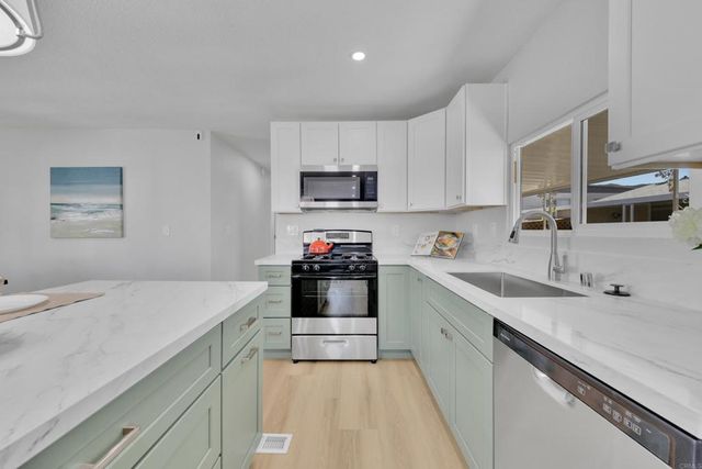 8301 Mission Gorge Road Spc 256, Santee, CA 92071