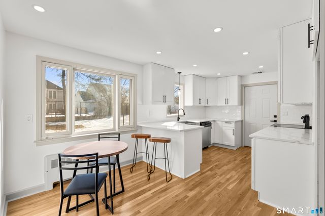 85 Bittersweet Lane, Stratford, CT 06614