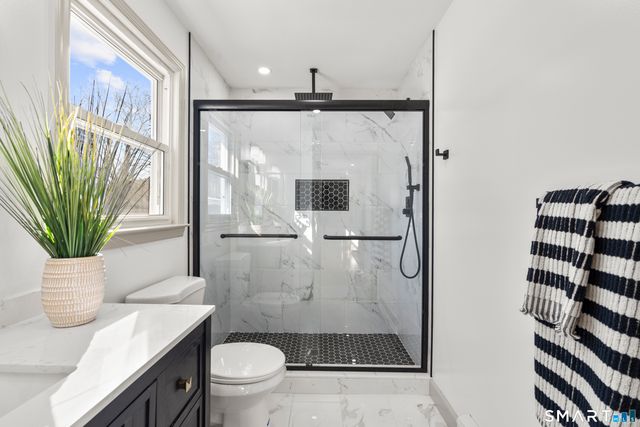 85 Bittersweet Lane, Stratford, CT 06614