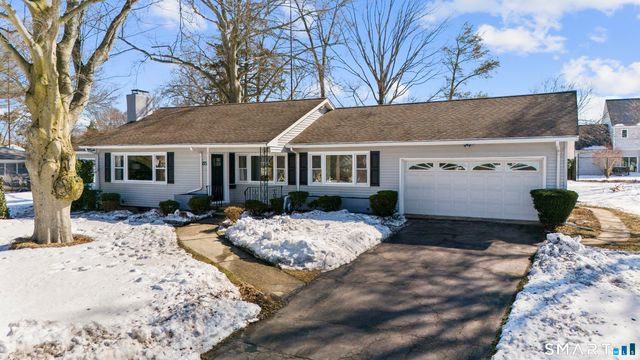 85 Bittersweet Lane, Stratford, CT 06614