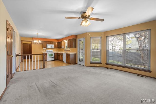 1530 Apple Way Court, Ballwin, MO 63021