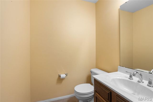 1530 Apple Way Court, Ballwin, MO 63021