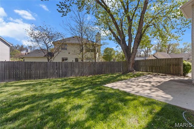 1530 Apple Way Court, Ballwin, MO 63021