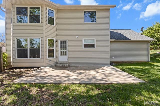 1530 Apple Way Court, Ballwin, MO 63021