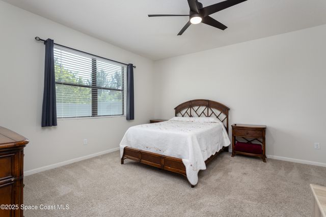 527 Old Country Road SE, Palm Bay, FL 32909