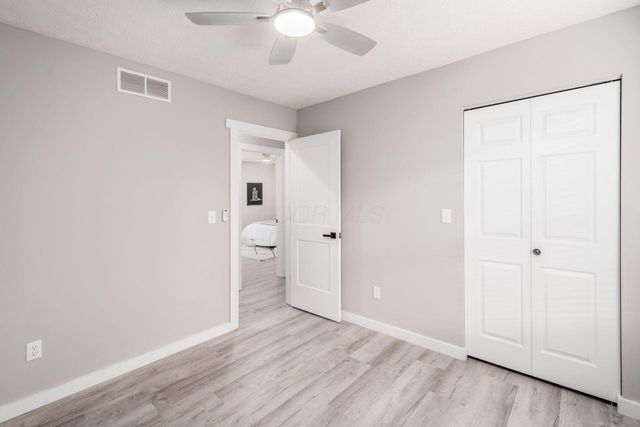 1212 Tillicum Drive, Worthington, OH 43085