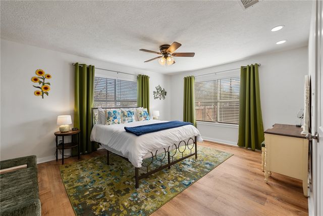 1019 East 27th Street, Bryan, TX 77803