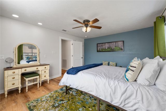 1019 East 27th Street, Bryan, TX 77803