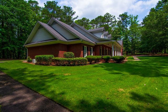 890 Piedmont Lake Drive, Pine Mountain, GA 31822