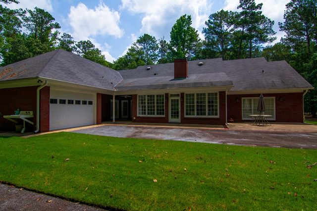 890 Piedmont Lake Drive, Pine Mountain, GA 31822