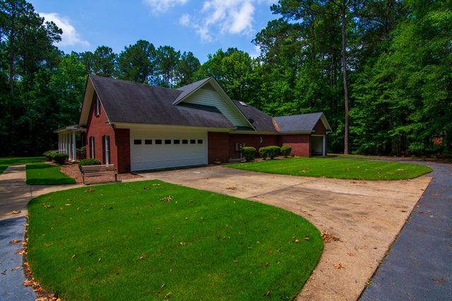 890 Piedmont Lake Drive, Pine Mountain, GA 31822