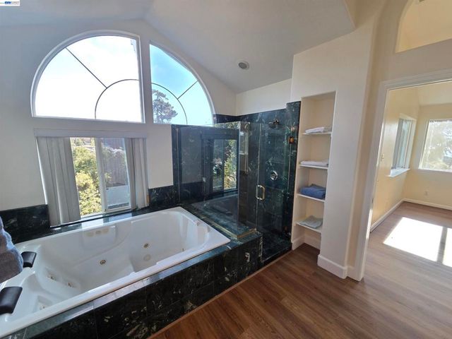 2825 Hillcrest Avenue, Hayward, CA 94542