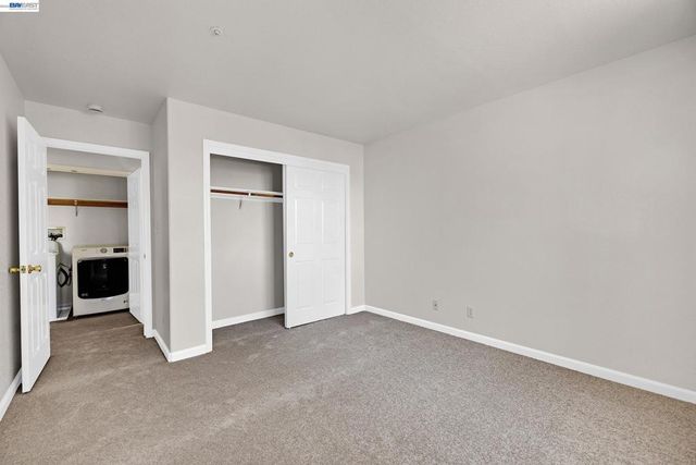 2825 Hillcrest Avenue, Hayward, CA 94542