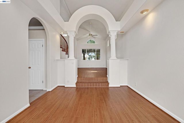 2825 Hillcrest Avenue, Hayward, CA 94542