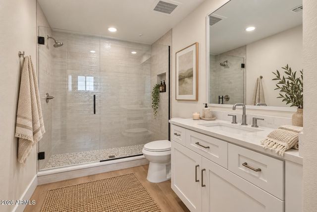 7126 E OSBORN Road 3002, Scottsdale, AZ 85251