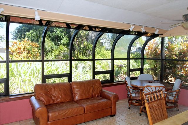 2181 PINE GARDENS TRAIL, Sarasota, FL 34231