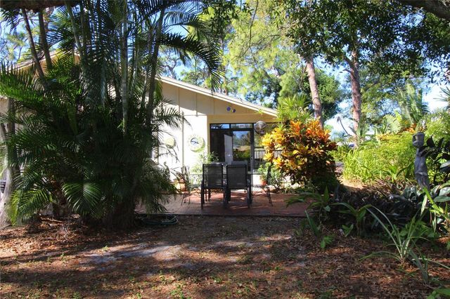 2181 PINE GARDENS TRAIL, Sarasota, FL 34231