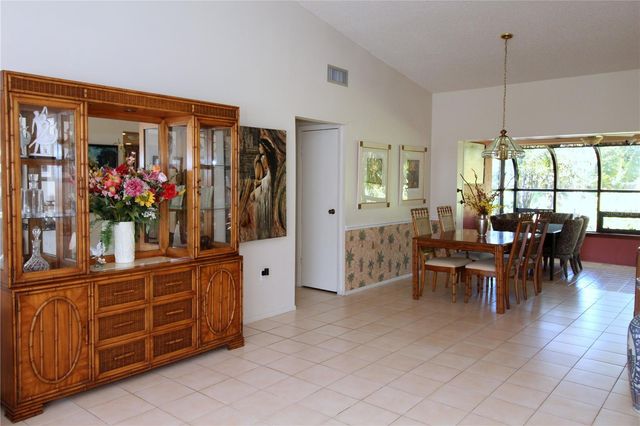 2181 PINE GARDENS TRAIL, Sarasota, FL 34231