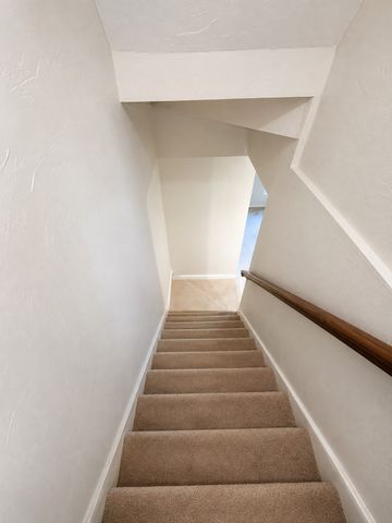 29 Church Street 24, Weymouth, MA 02189