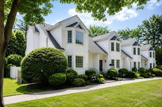 29 Church Street 24, Weymouth, MA 02189