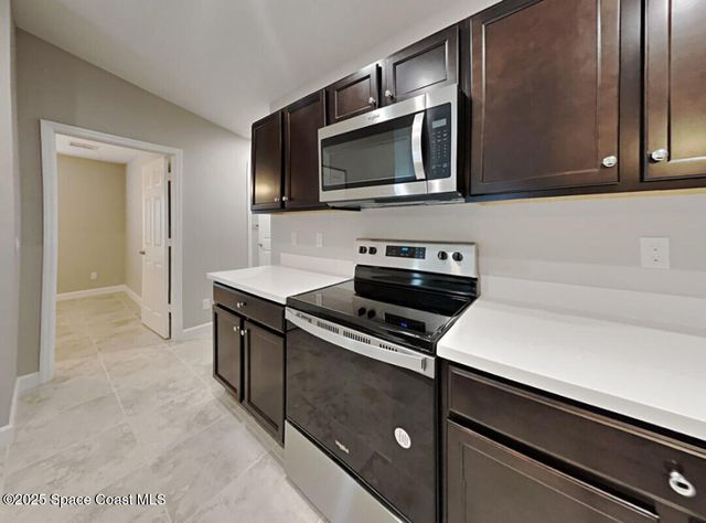 2702 Hester Avenue SE, Palm Bay, FL 32909