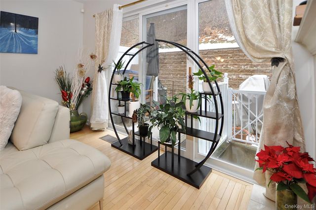 102 Crystal Hill Drive, Pomona, NY 10970