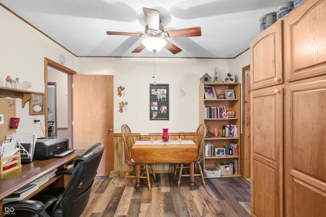 6452 E 550 N, Columbus, IN 47203