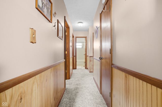 6452 E 550 N, Columbus, IN 47203