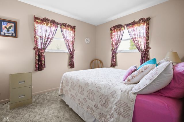 6452 E 550 N, Columbus, IN 47203