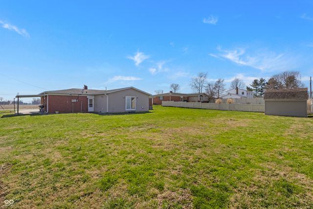 6452 E 550 N, Columbus, IN 47203