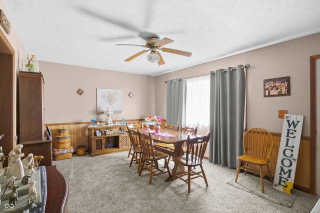 6452 E 550 N, Columbus, IN 47203