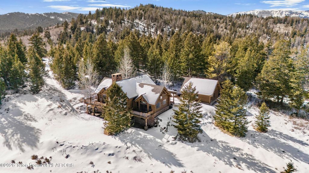 8157 RIPPLINGER Road, Driggs, ID 83422 photo 3