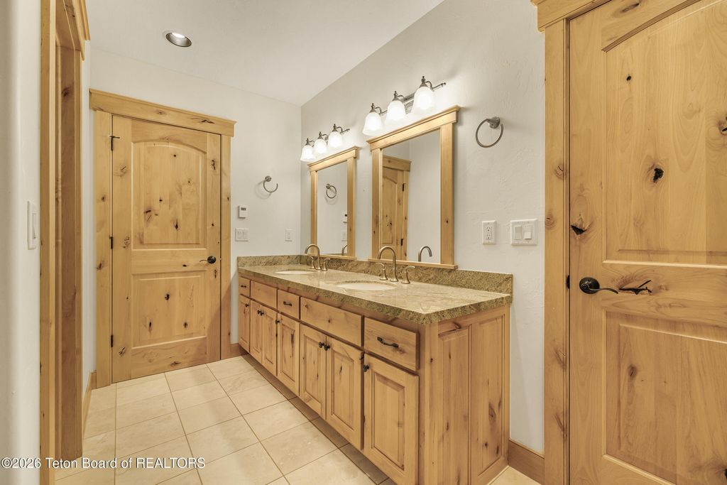 8157 RIPPLINGER Road, Driggs, ID 83422 photo 30