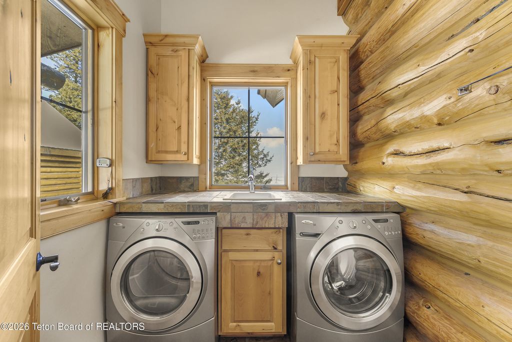 8157 RIPPLINGER Road, Driggs, ID 83422 photo 34