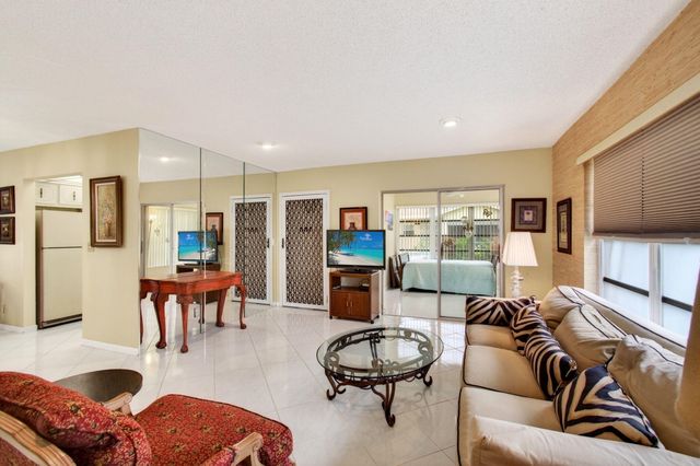 14290 Nesting Way A, Delray Beach, FL 33484