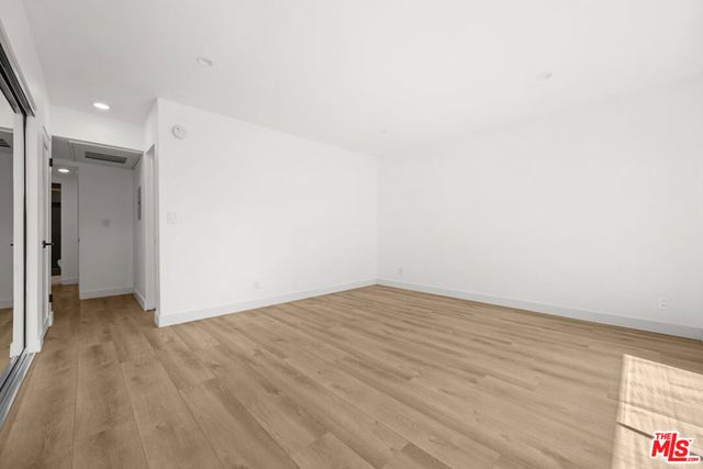 136 S Palm Drive 201, Beverly Hills, CA 90212