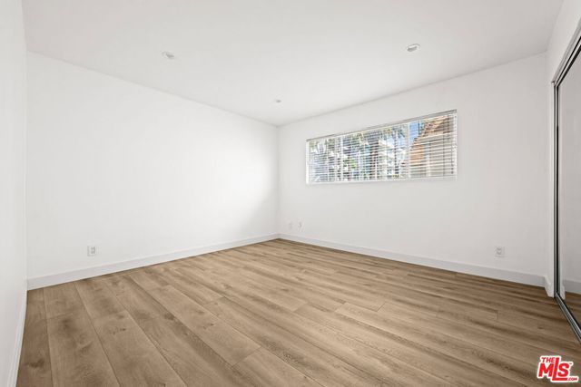 136 S Palm Drive 201, Beverly Hills, CA 90212