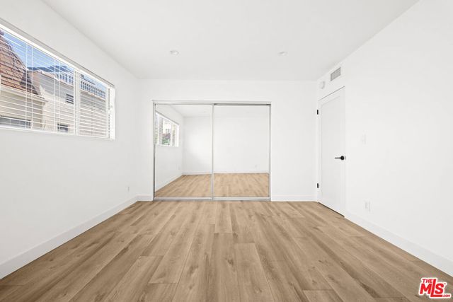 136 S Palm Drive 201, Beverly Hills, CA 90212