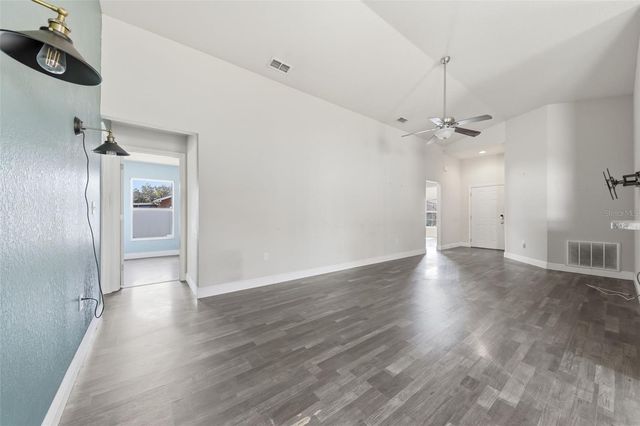 1051 MYSTERY CIRCLE, Davenport, FL 33837