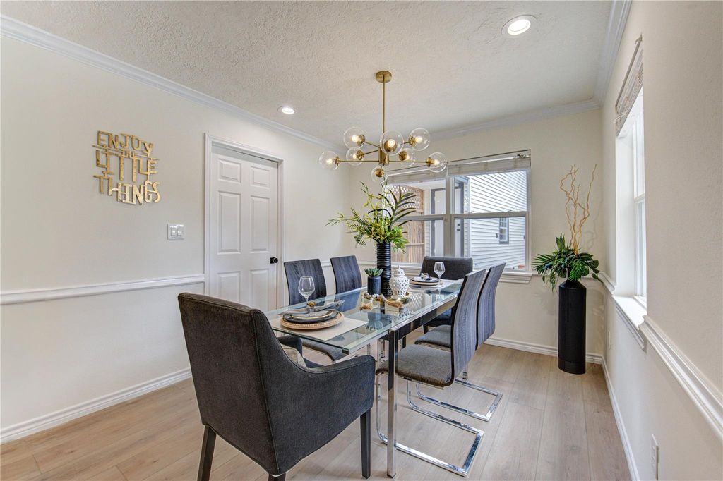 Image 14 of property listing at 1519 Hannington Drive, Katy, TX 77450