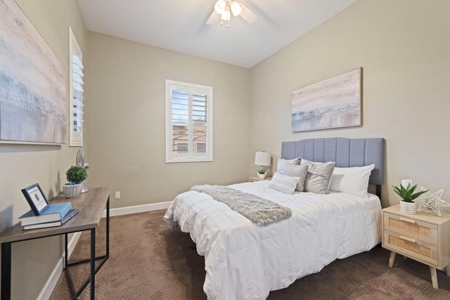 1211 Como Dr, Manteca, CA 95337