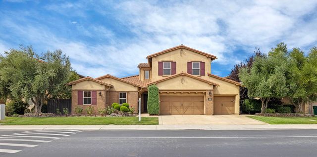 1211 Como Dr, Manteca, CA 95337