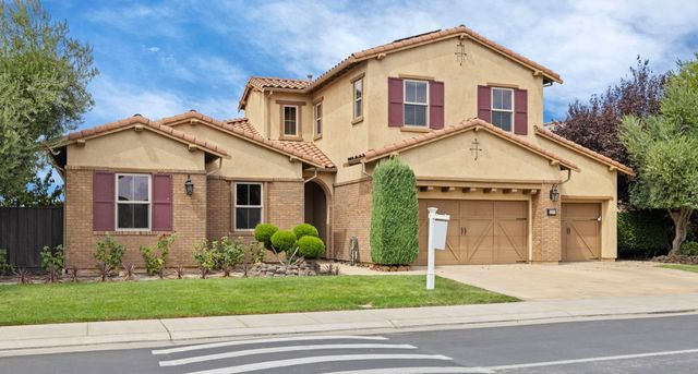 1211 Como Dr, Manteca, CA 95337