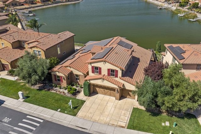 1211 Como Dr, Manteca, CA 95337
